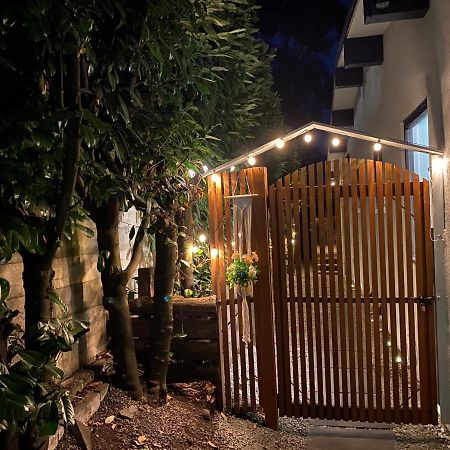 Hudson Homes Bnb Saanich Εξωτερικό φωτογραφία