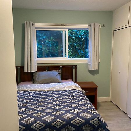 Hudson Homes Bnb Saanich Εξωτερικό φωτογραφία