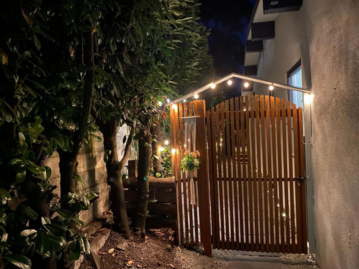 Hudson Homes Bnb Saanich Εξωτερικό φωτογραφία